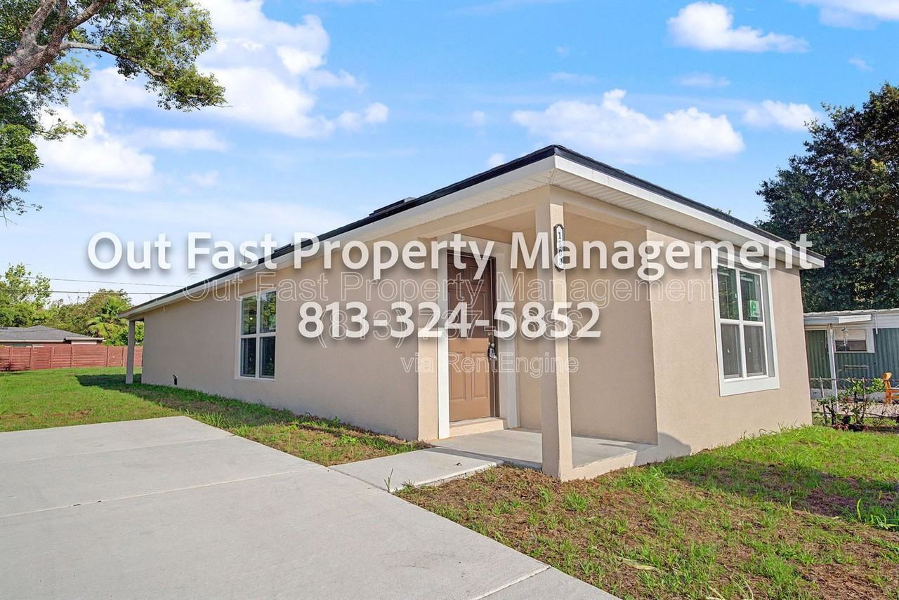1803 Venus St - Photo 2 of 41