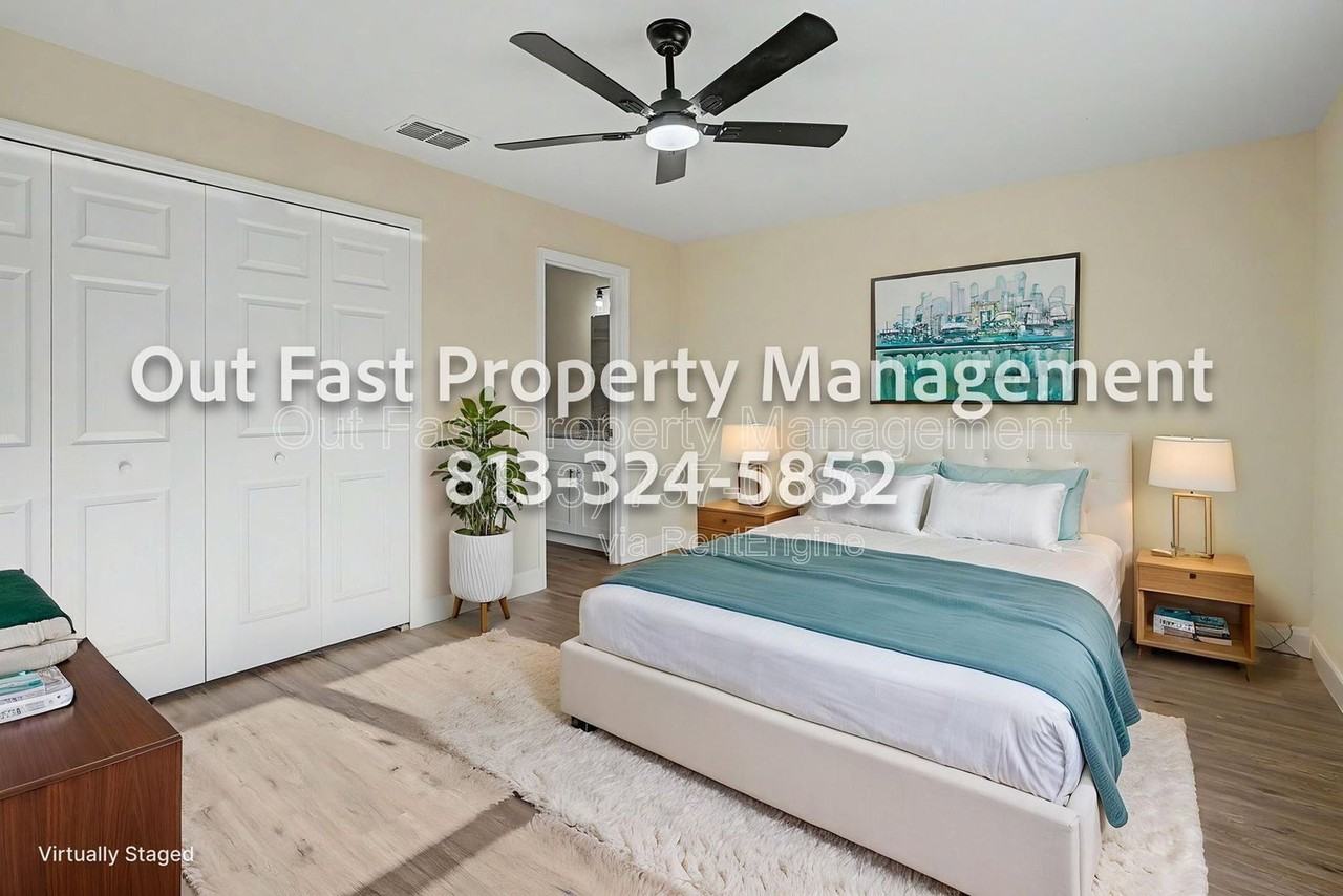 1803 Venus St - Photo 5 of 41