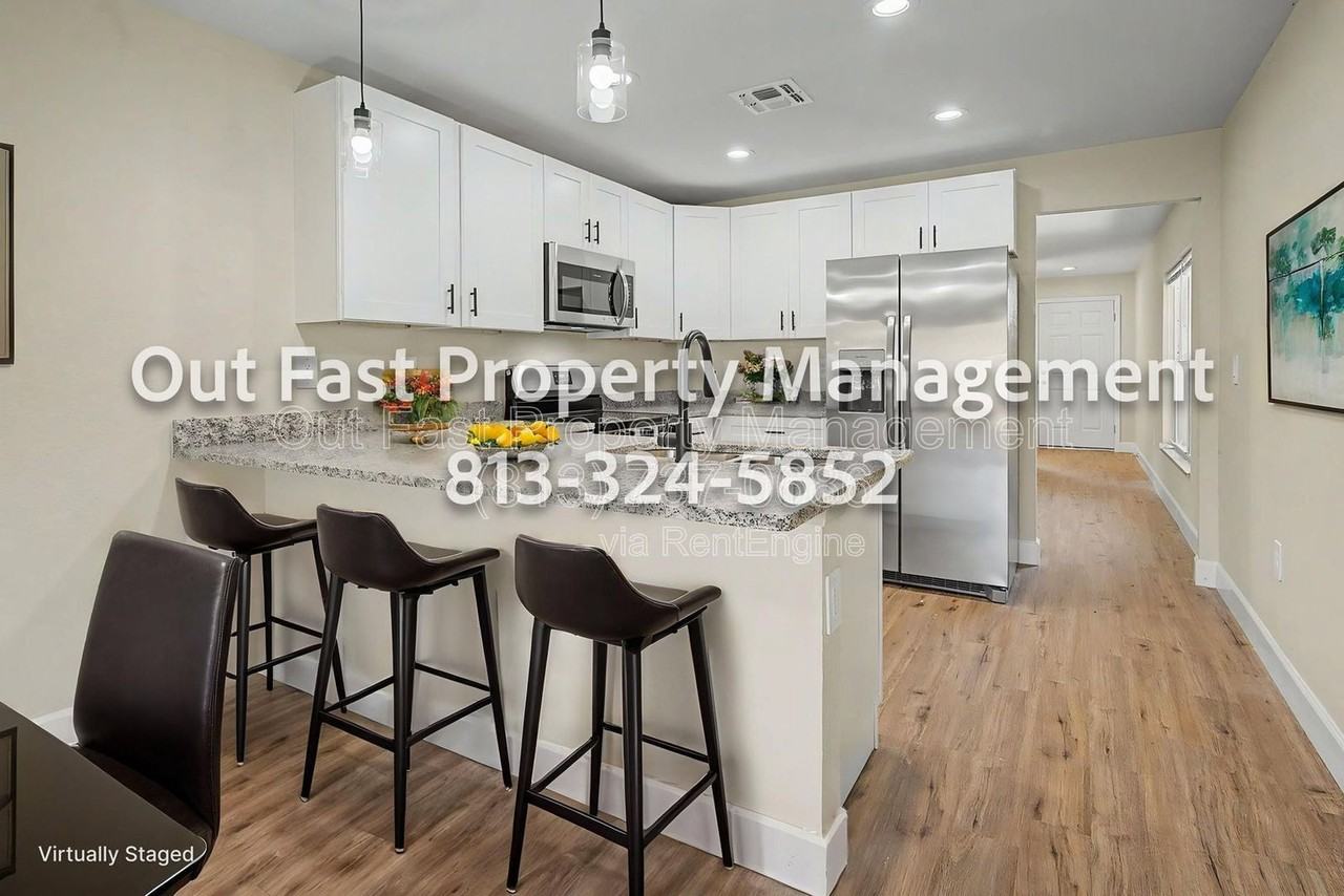 1803 Venus St - Photo 6 of 41
