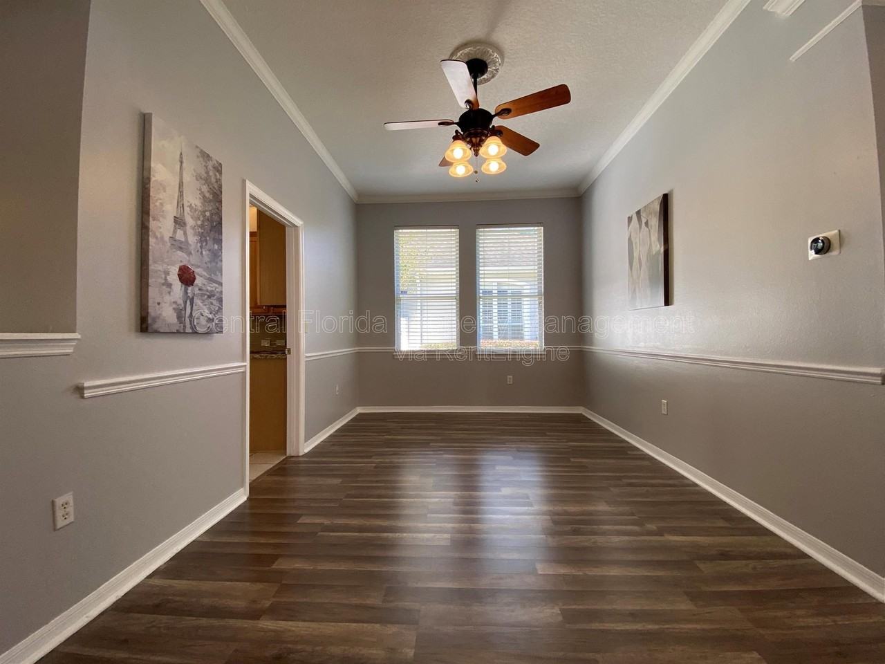10885 Piping Rock Cir - Photo 4 of 28