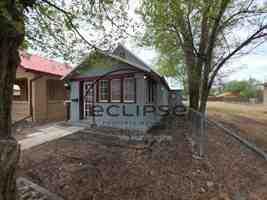 featured image of 908 9th St #908