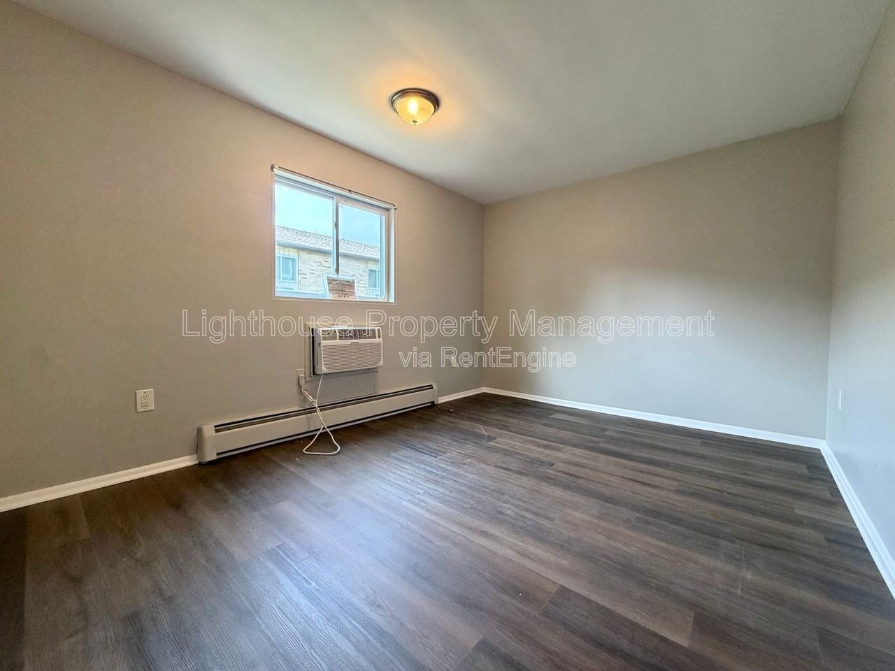 510 Woodridge St Ne #21 - Photo 7 of 10