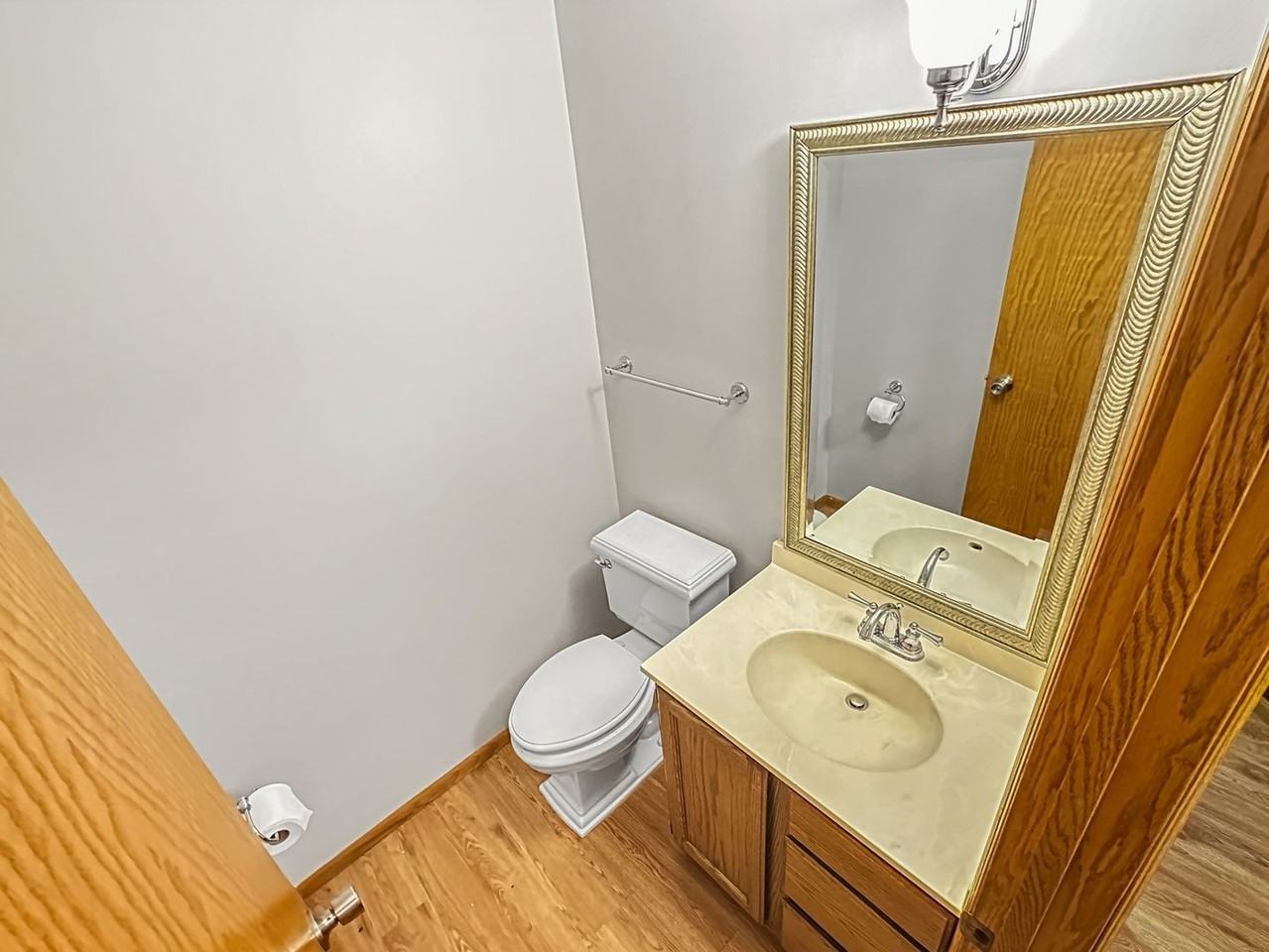 5308 Highpointe Dr - Photo 6 of 35