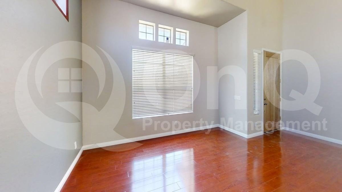 6984 S Teresa Dr - Photo 3 of 30