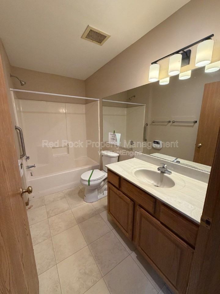 1931 Dupont Dr #103 - Photo 7 of 13