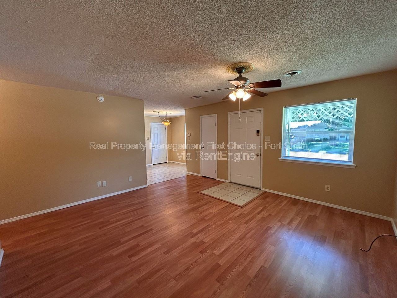 3305 Grinnell Ave - Photo 3 of 26