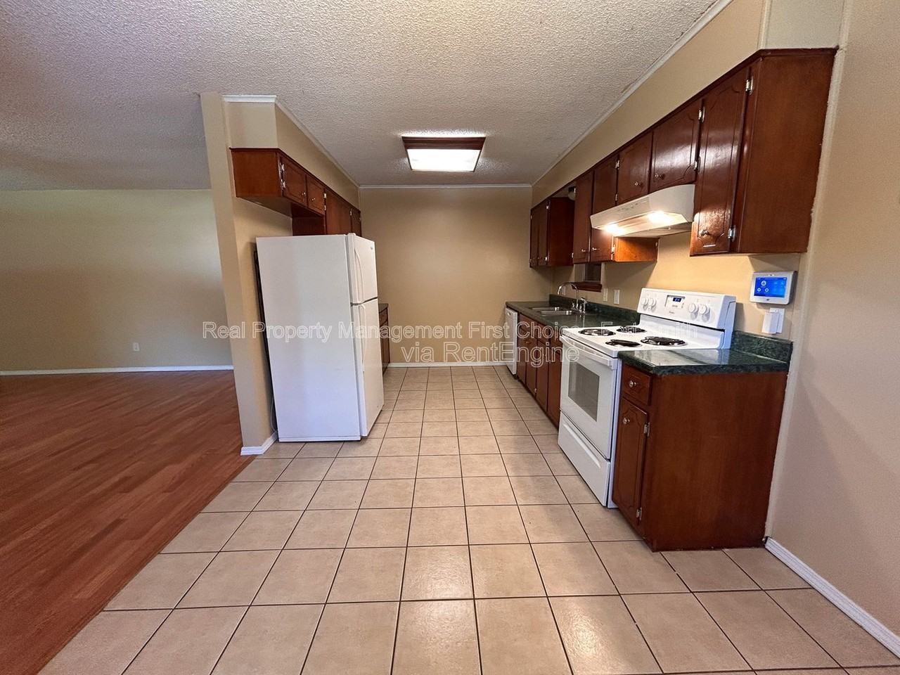 3305 Grinnell Ave - Photo 6 of 26