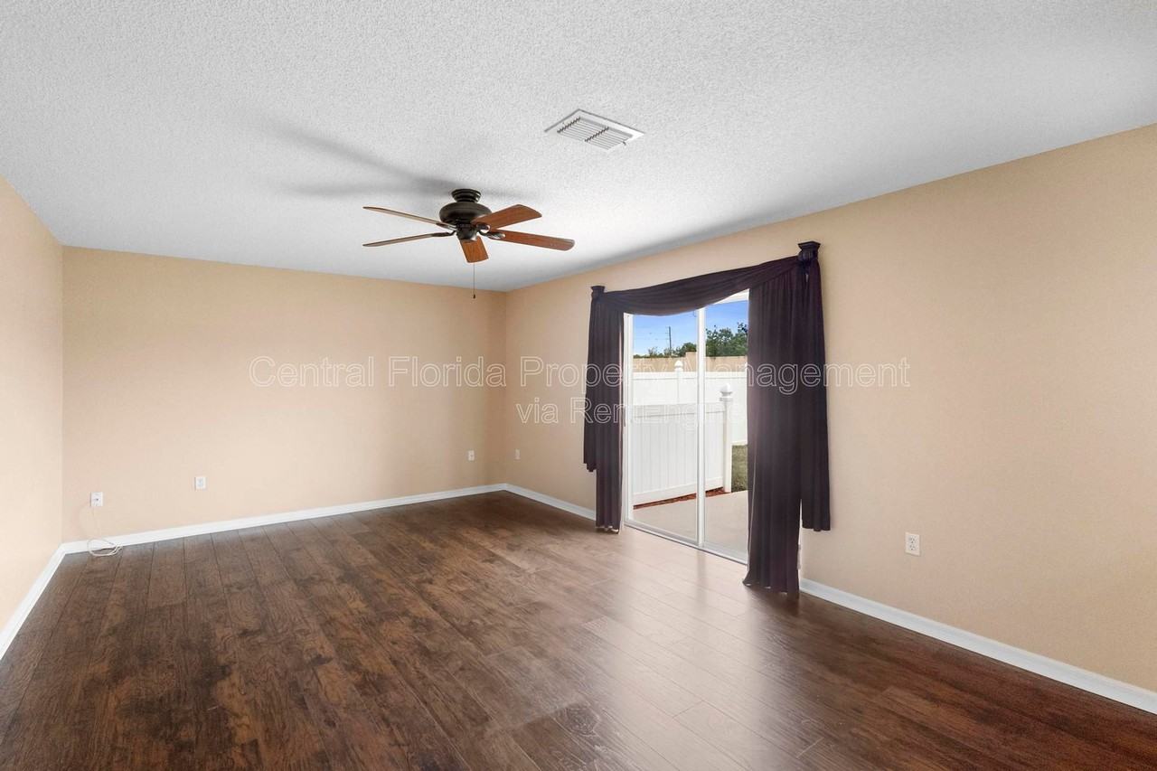 4657 Willamette Cir - Photo 3 of 26