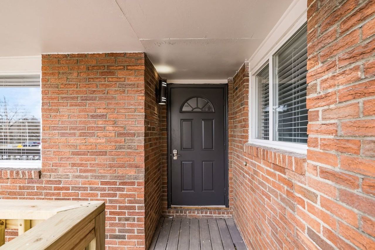 611 Riverview Dr #K - Photo 4 of 19
