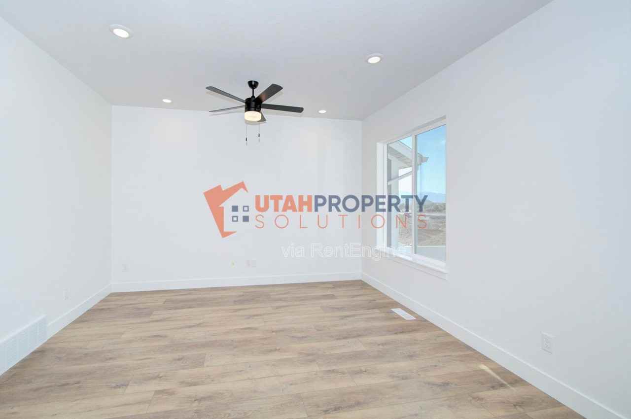 W Templar Dr - Photo 3 of 18