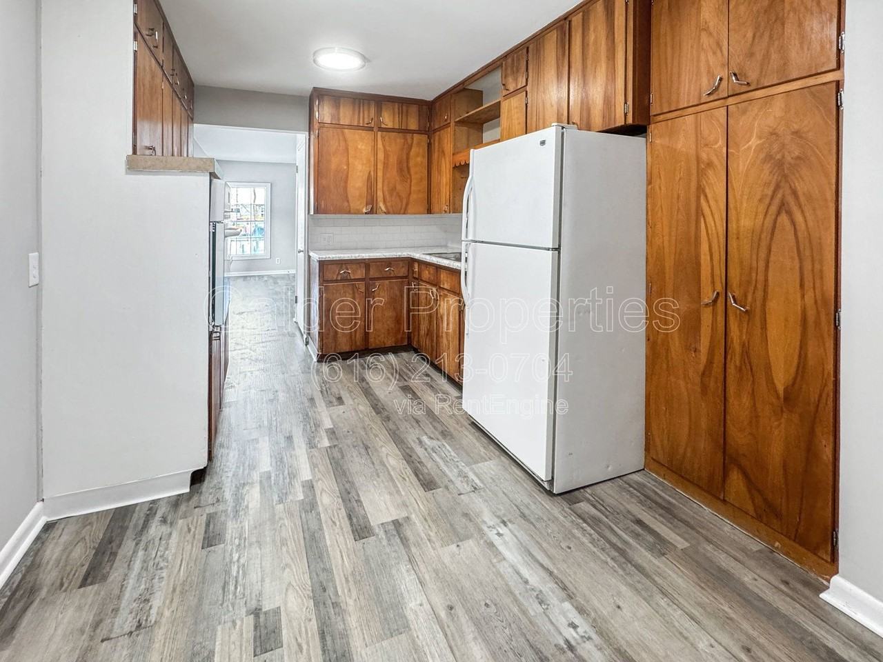 7202 Melody Ln - Photo 4 of 18