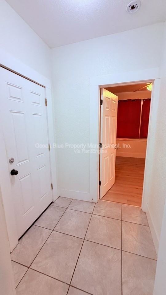 316 W Columbus Dr #A - Photo 2 of 14