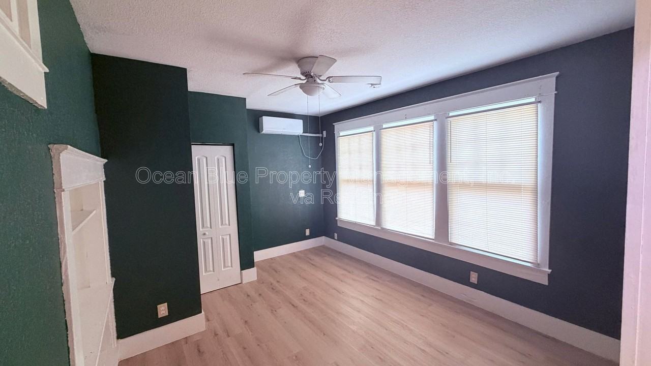 316 W Columbus Dr #A - Photo 6 of 14