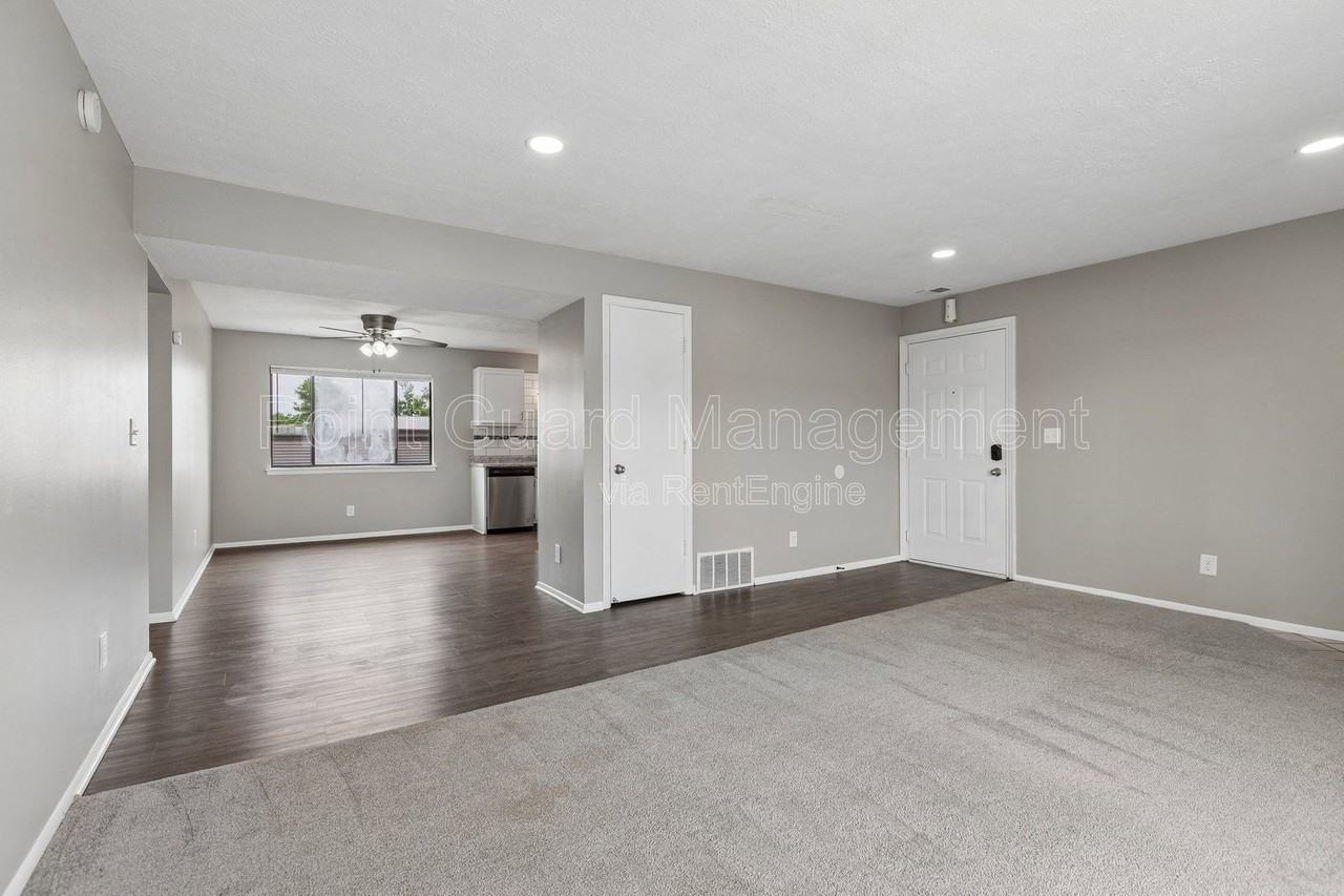 1264 Golden Gate Dr #323 - Photo 3 of 25