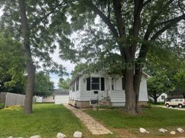 featured image of 122 Lawndale Ave