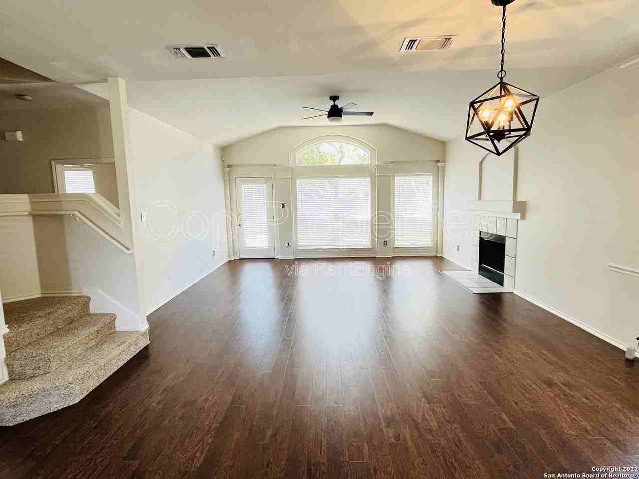22622 Madison Park - Photo 6 of 28