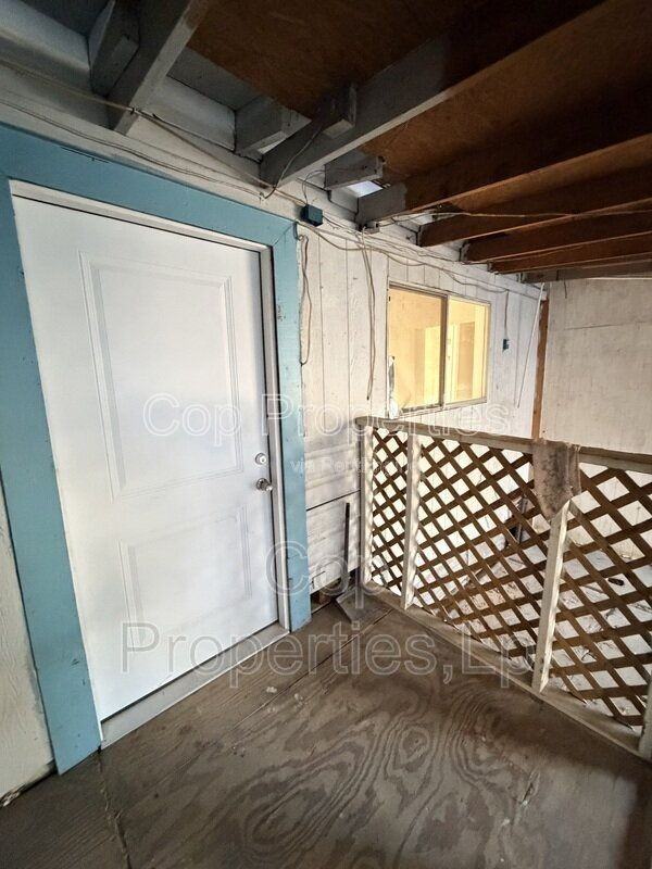 1222 Brighton #B - Photo 2 of 24