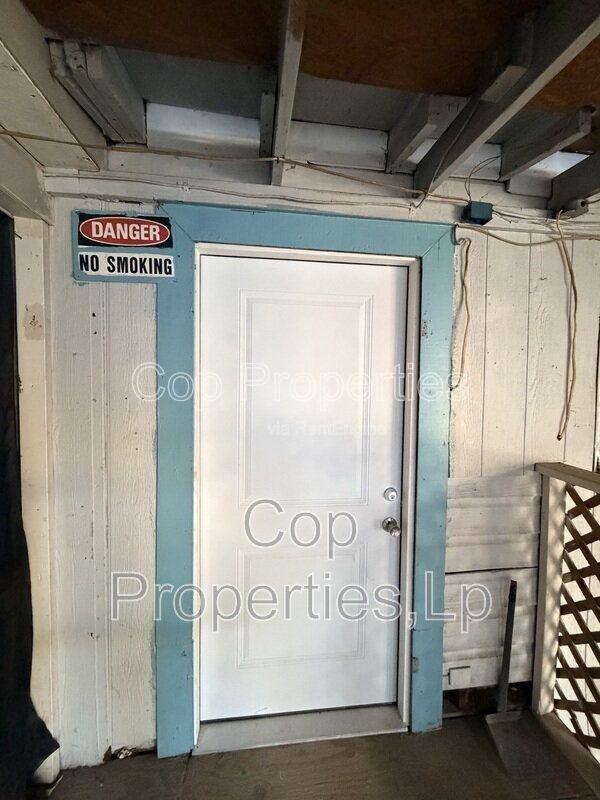1222 Brighton #B - Photo 3 of 24