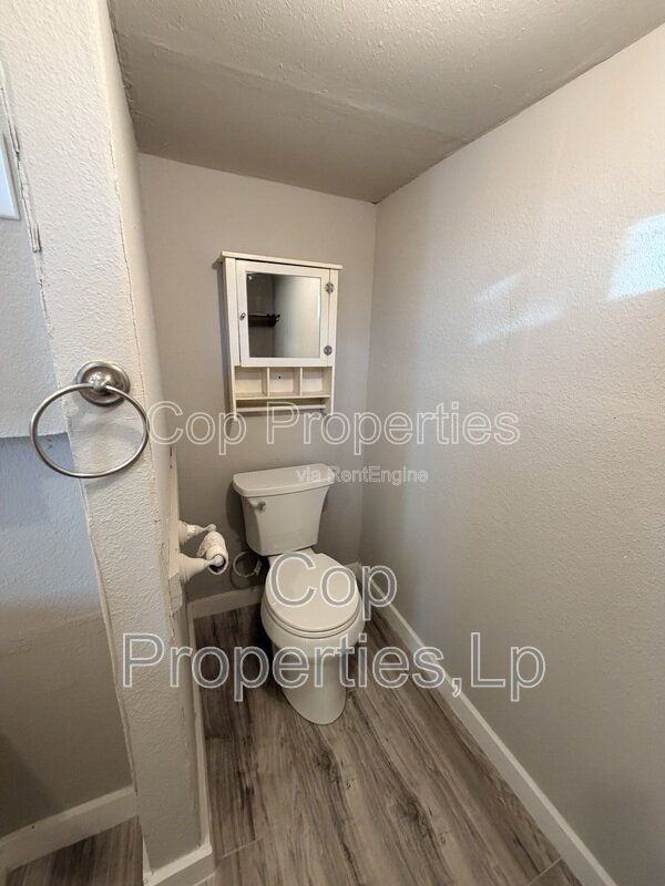 1222 Brighton #B - Photo 7 of 24