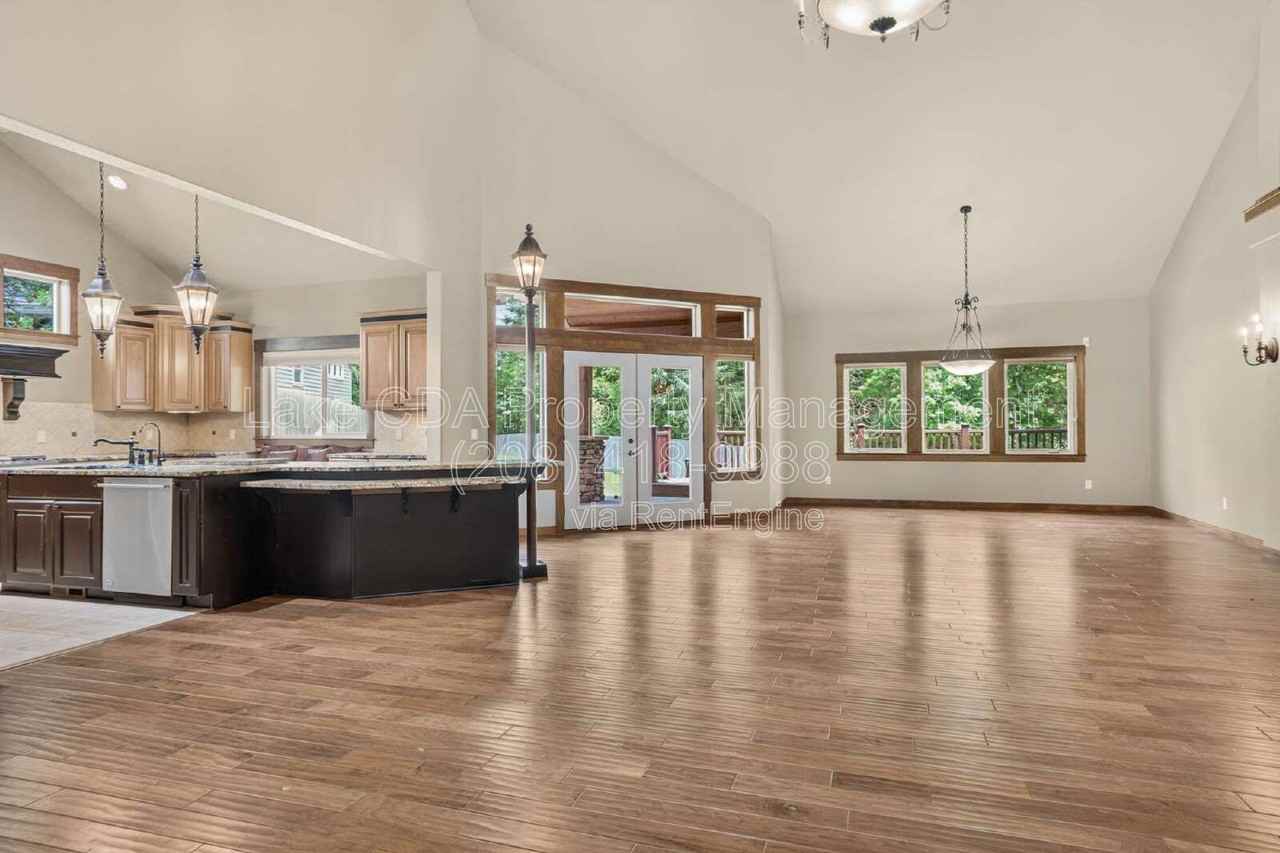 8668 N Stable Trace Ct - Photo 4 of 43