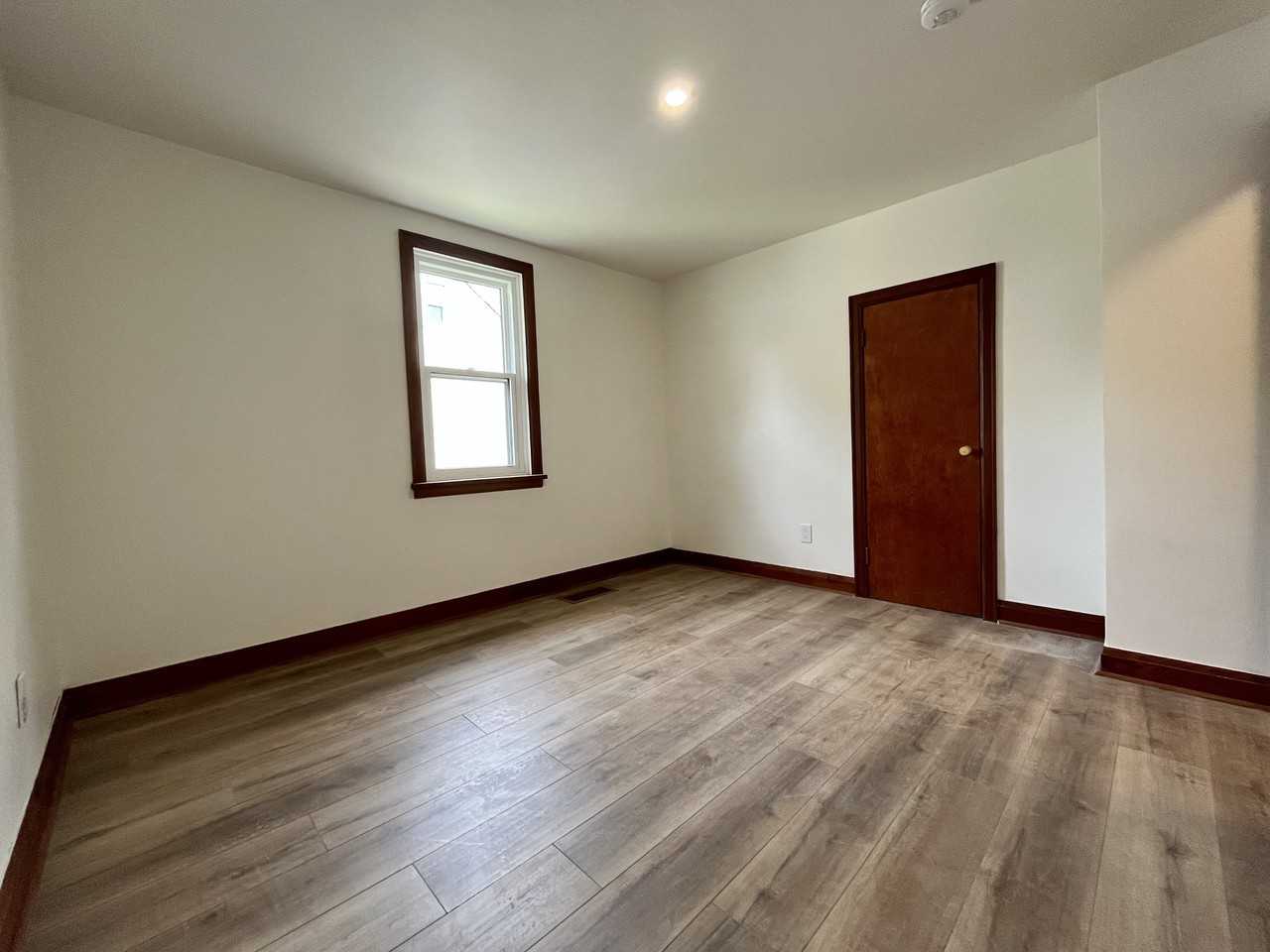34 Hodge St - Photo 6 of 20