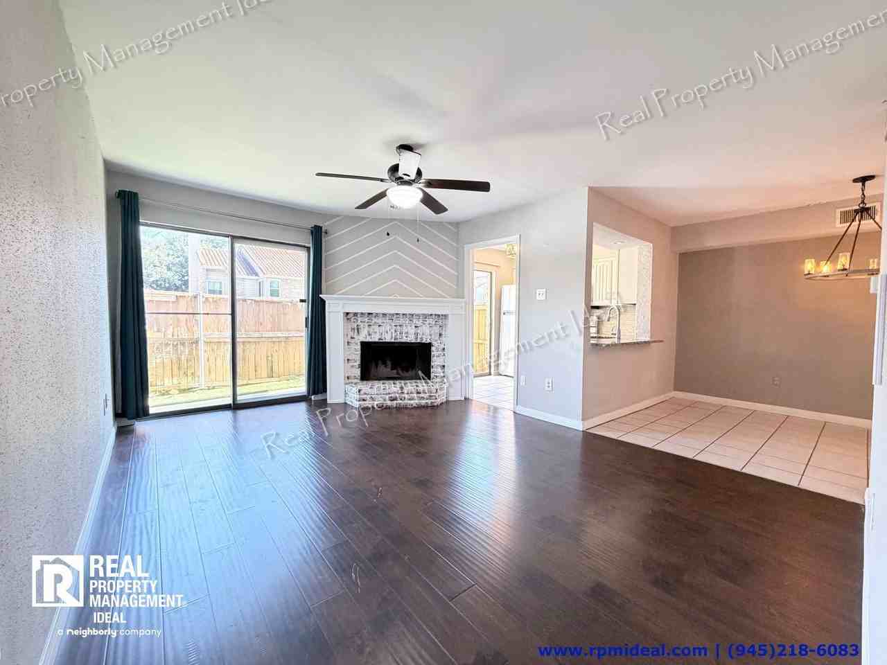 835 Dublin Dr #835C - Photo 3 of 26