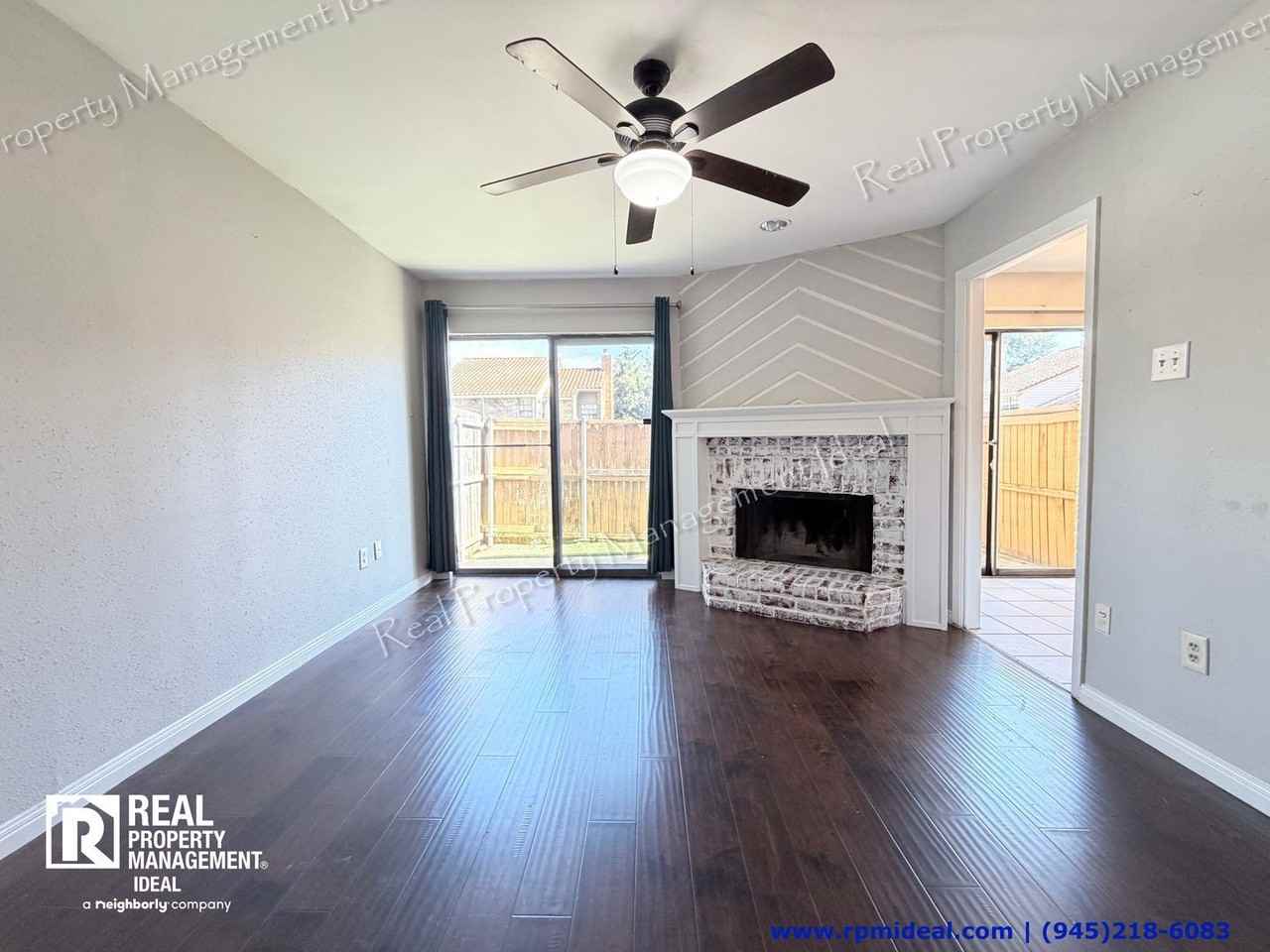 835 Dublin Dr #835C - Photo 5 of 26