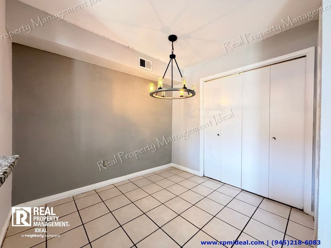 835 Dublin Dr #835C - Photo 6 of 26