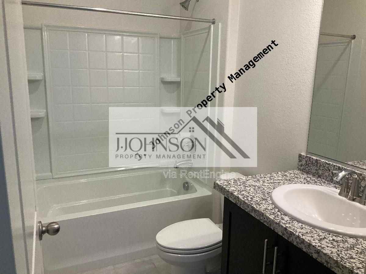 994 Osprey Dr - Photo 5 of 13