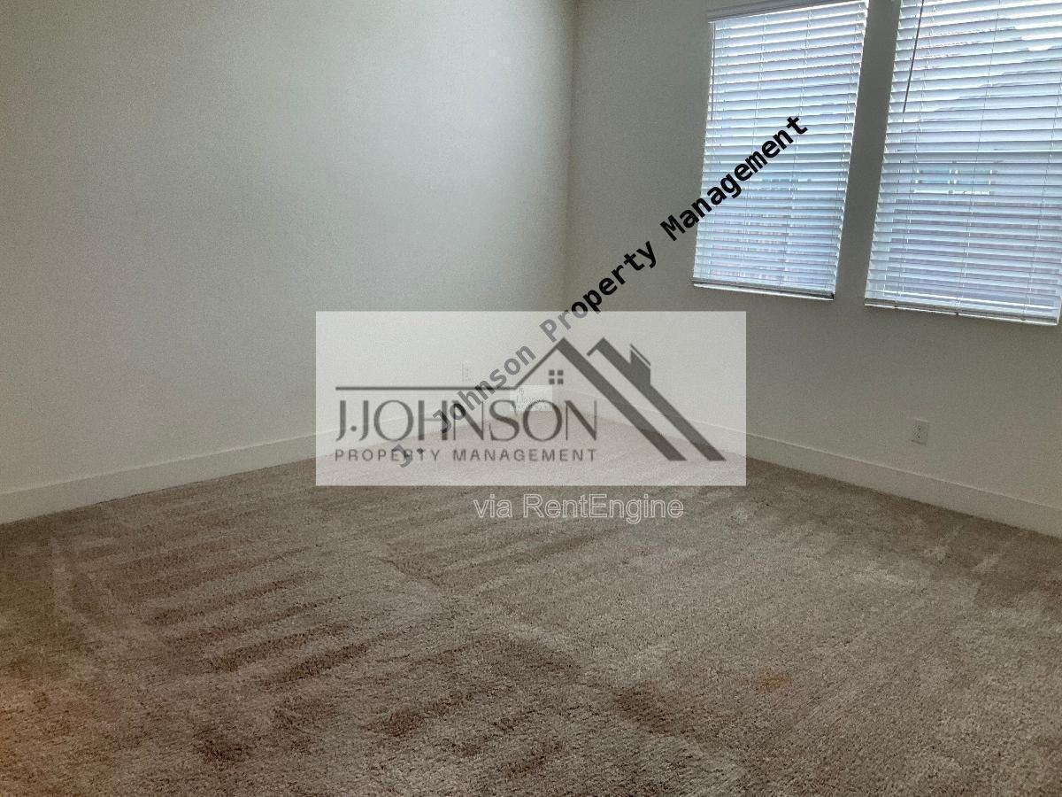 994 Osprey Dr - Photo 6 of 13