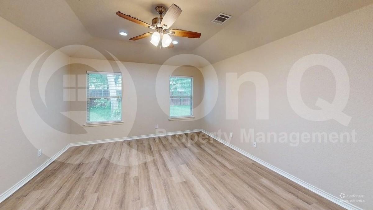 4828 Curzon Ave - Photo 6 of 18