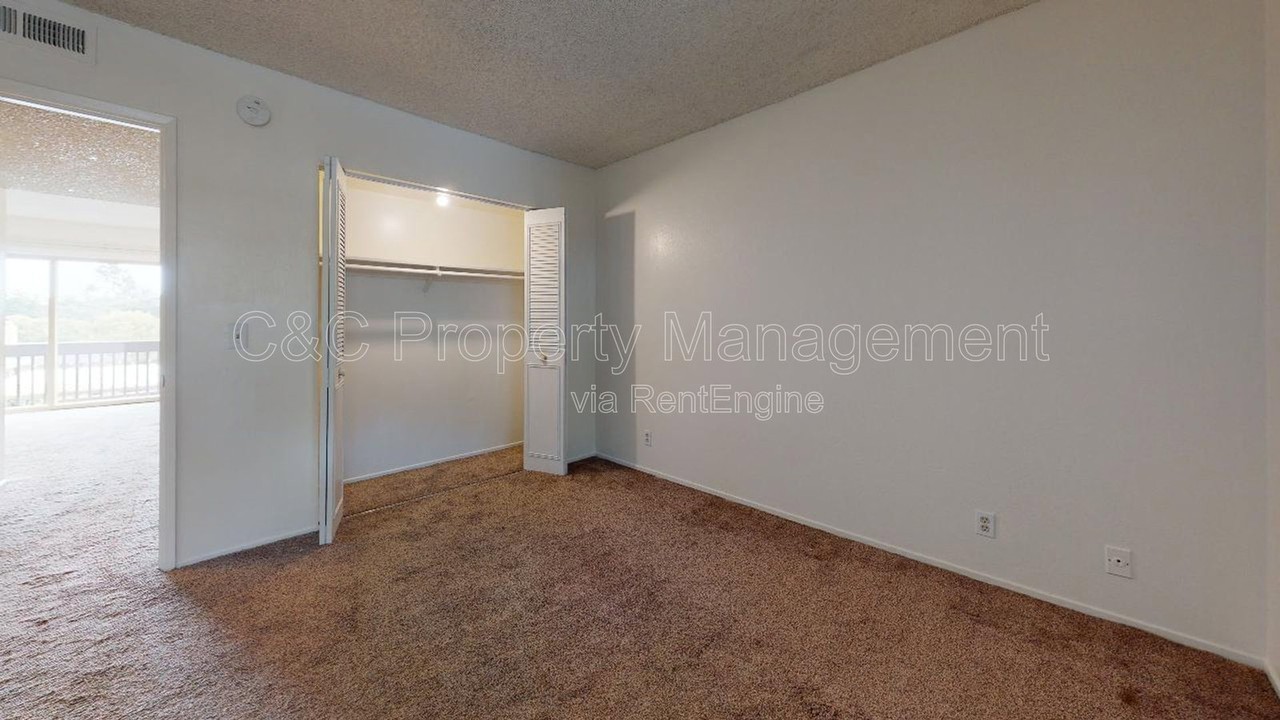 935 Lighthouse Ave #12 - Photo 5 of 8