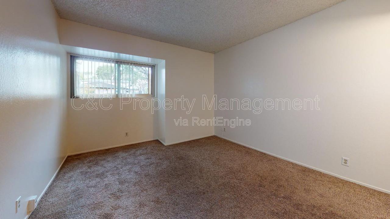 935 Lighthouse Ave #12 - Photo 7 of 8