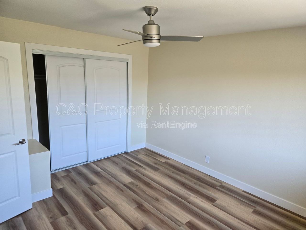 10361 Iona Way - Photo 5 of 6