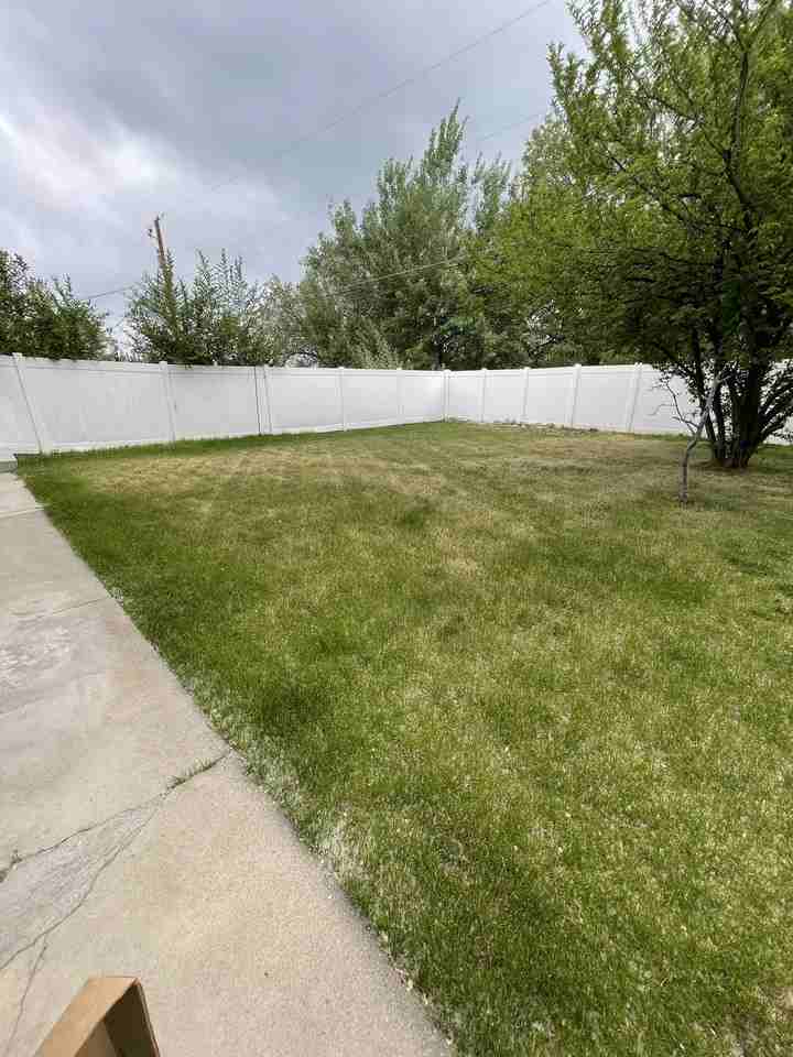 289 Nw - Photo 3 of 17
