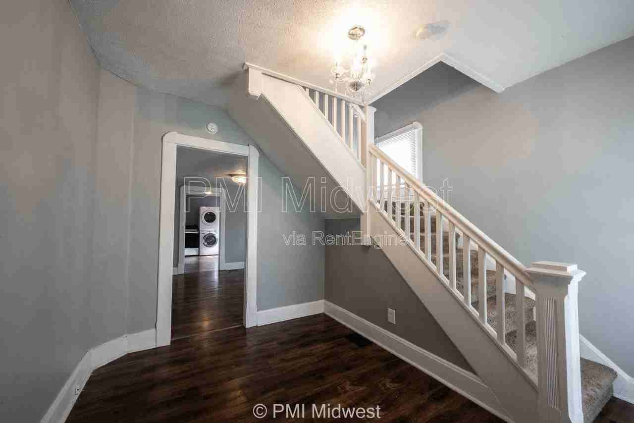 1604 E Kelly St - Photo 5 of 25