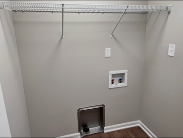 7076 Kennedy Rd - Photo 3 of 16