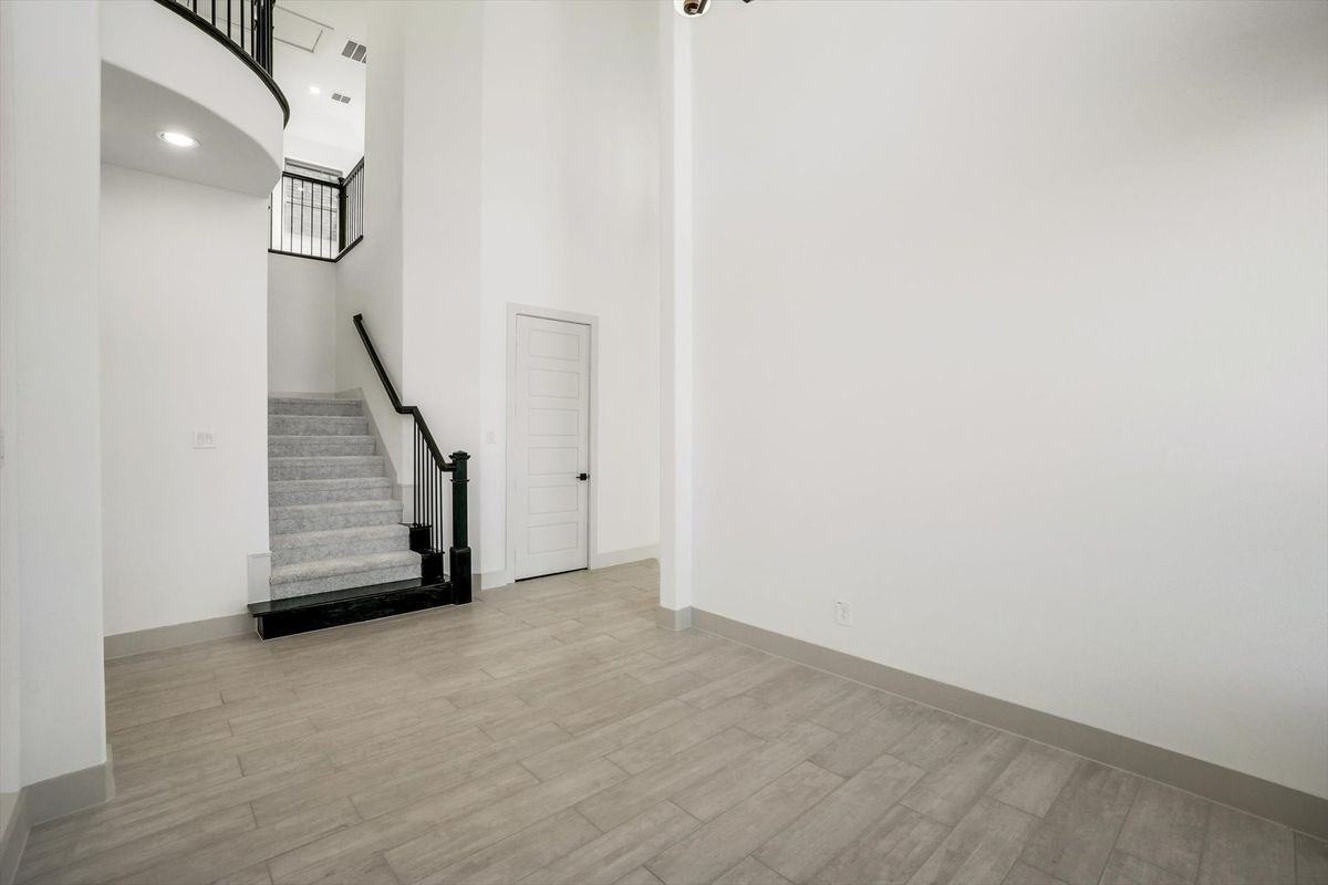 17136 Texas Pistache Dr - Photo 4 of 50