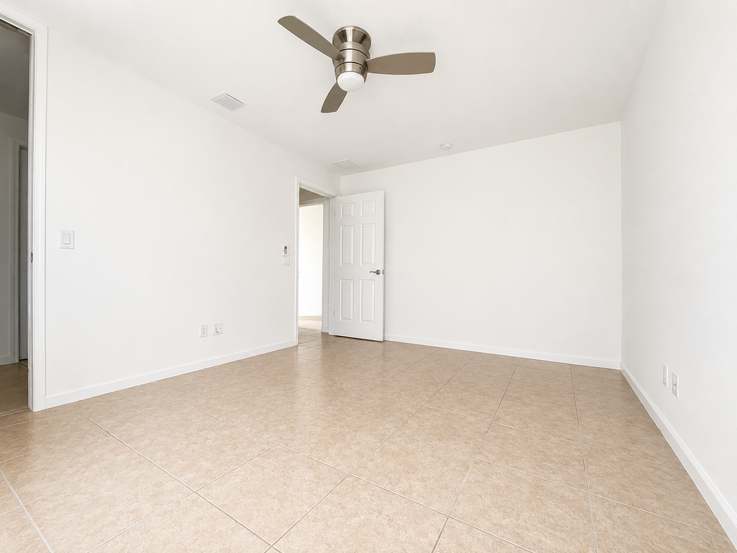 28869 Vermillion Ln - Photo 4 of 40