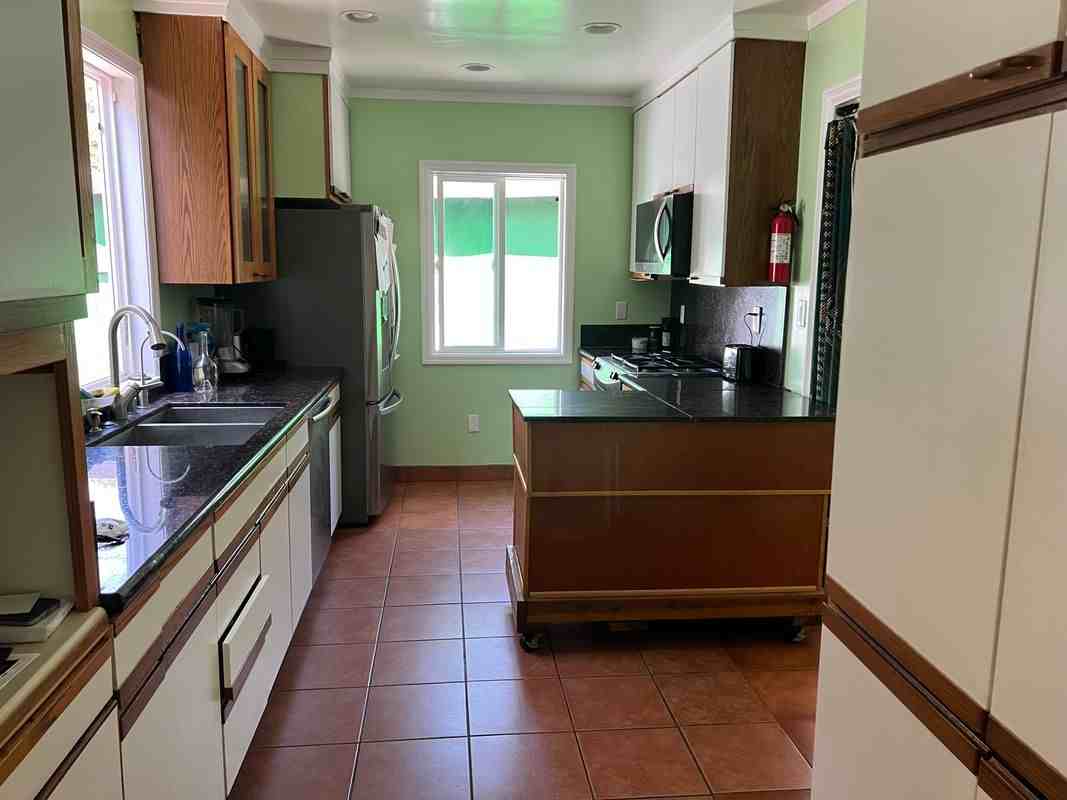 1903 S Westgate Ave - Photo 2 of 8