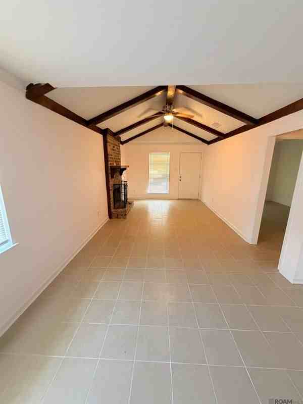 10048 El Scott Ave - Photo 3 of 17