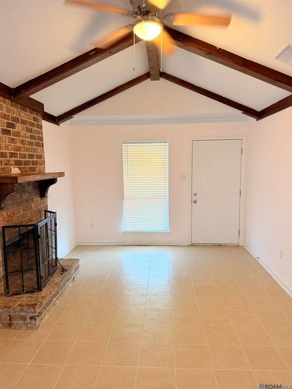 10050 El Scott Ave - Photo 5 of 18