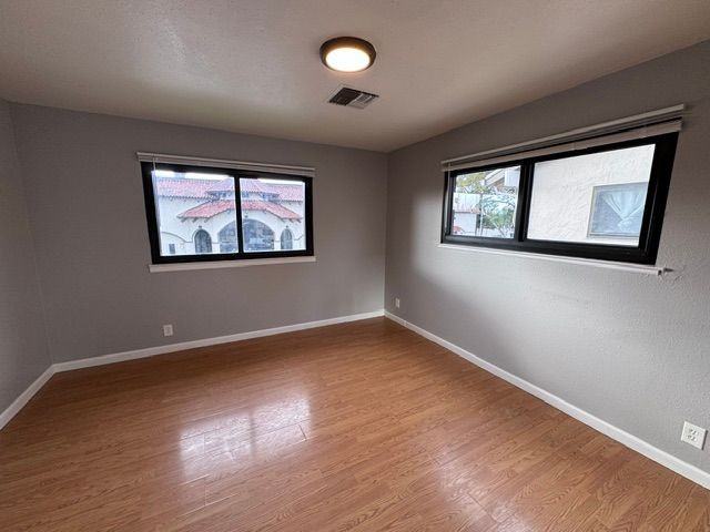 950 Clyde Ave ##2 - Photo 4 of 6