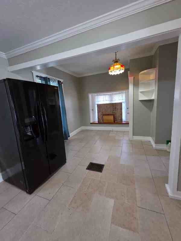 86 Parkway - Photo 4 of 8