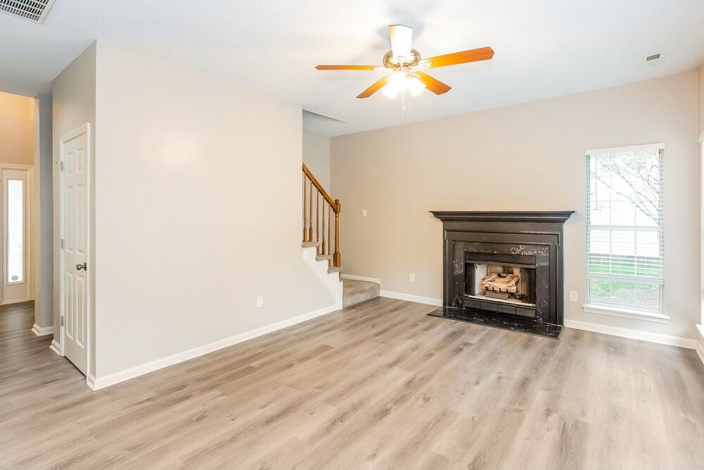 219 Forest Pond Rd - Photo 6 of 17