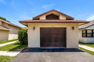 featured image of 578 Lakeside Cir