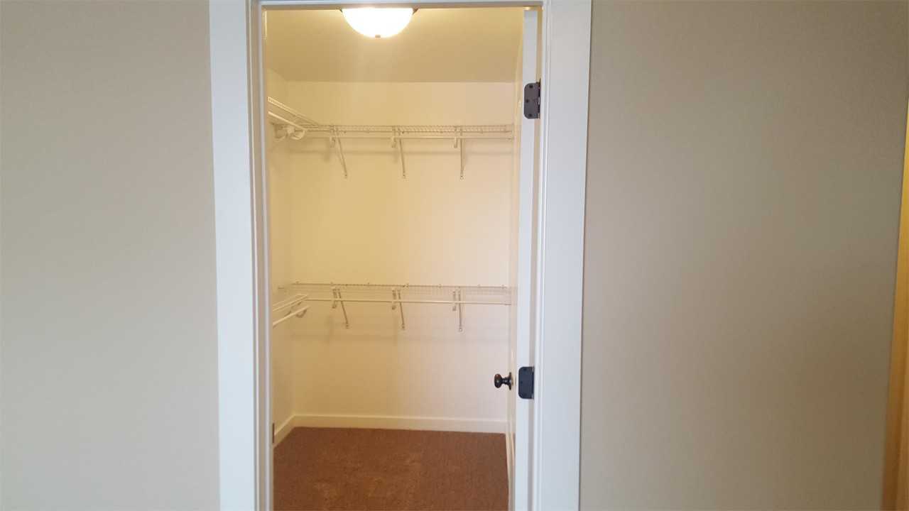 1188 Forestglen Dr #E - Photo 5 of 32