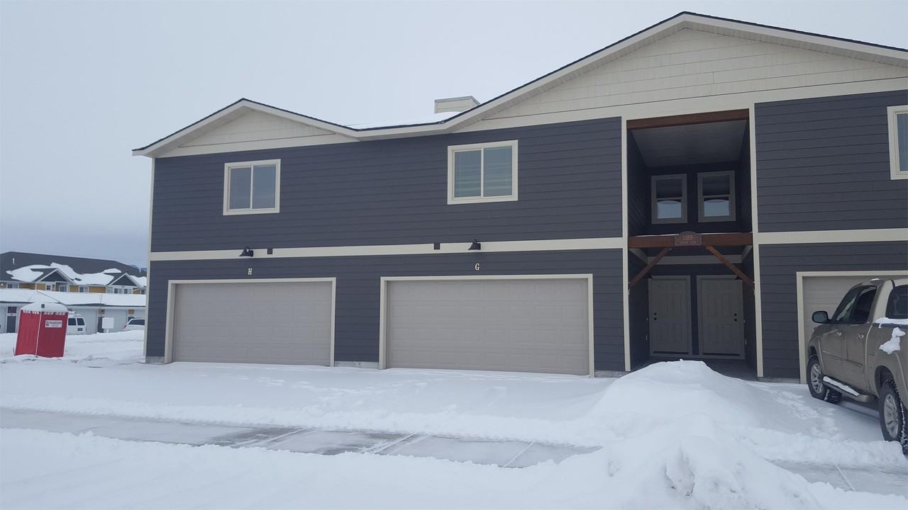 1188 Forestglen Dr #E - Photo 2 of 32