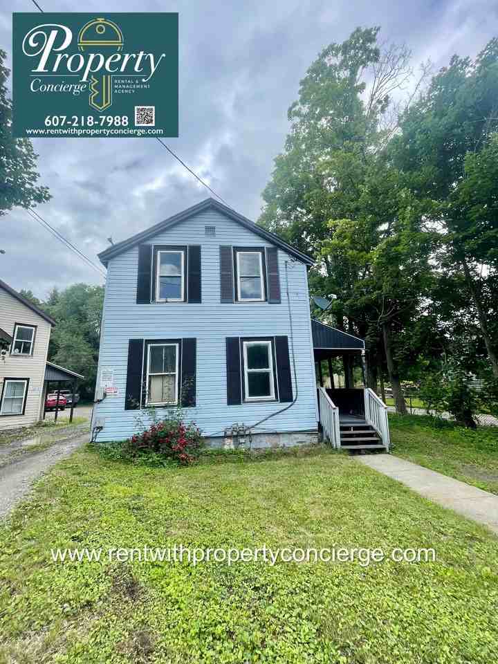 8 1/2 Park St #3