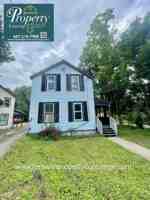 featured image of 8 1/2 Park St #3